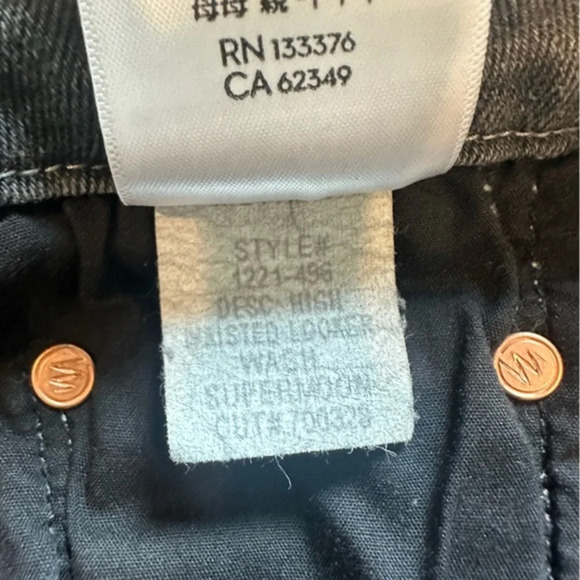 Mother Denim Looker High-Rise Jeans in Supermoon size 24 - Picture 10 of 11